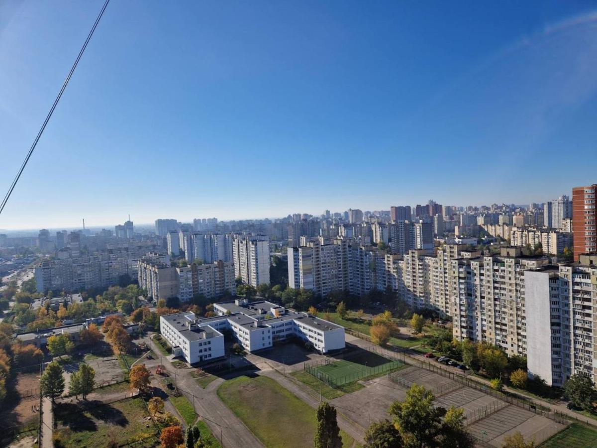Видовые Апартаменты Kiev Esterno foto
